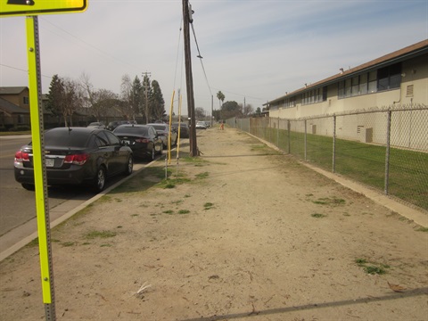 4_Looking west on north side of Jefferson south side of school.JPG