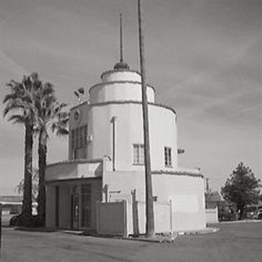 Mayfair Cake Building