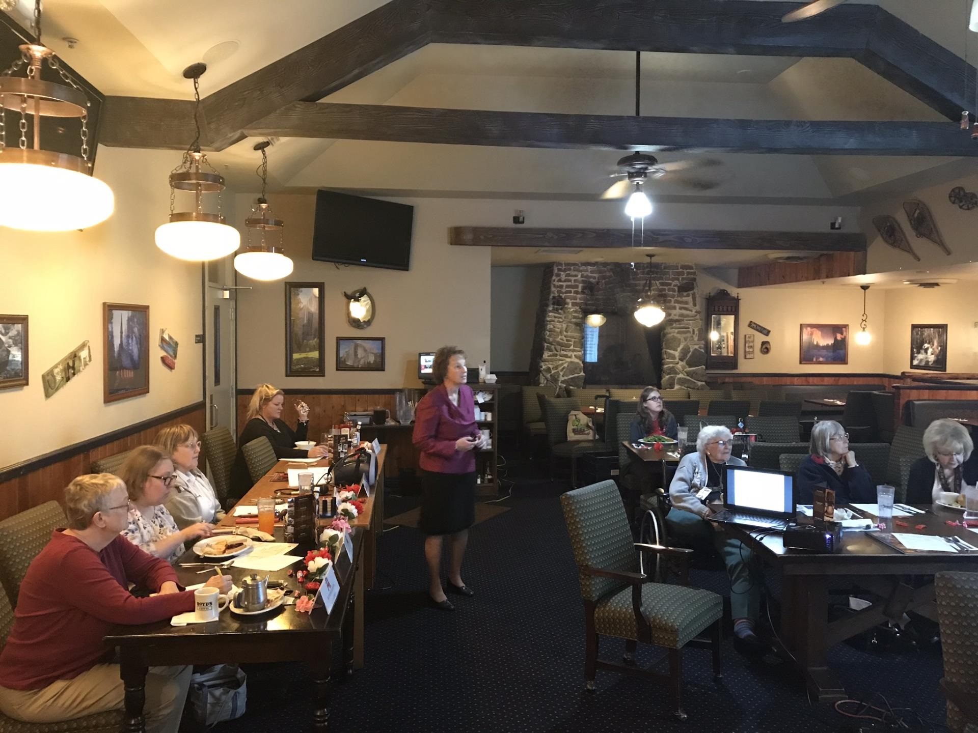 8378-Fresno-Evening-Republican-Women-Federated-Dinner-Picture-2.jpeg